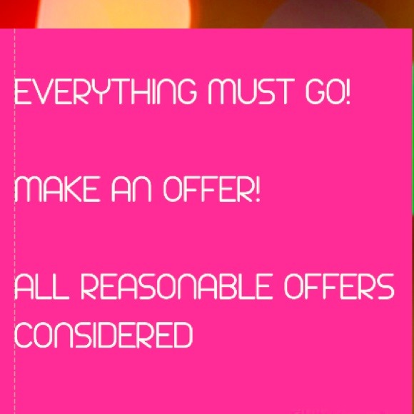 MAKE AN OFFER - Picture 1 of 1