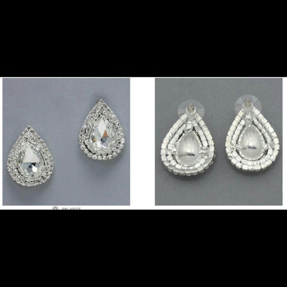 Studs - Picture 1 of 1