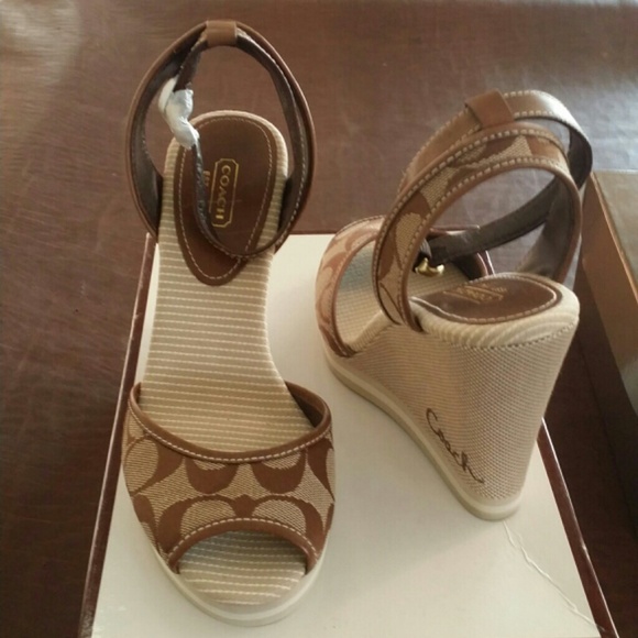 Coach spring sandals
