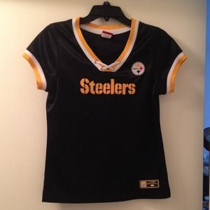 NFL  steelers shirt