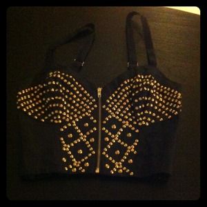 ✨🎀Nasty gal embroidered top🎀✨