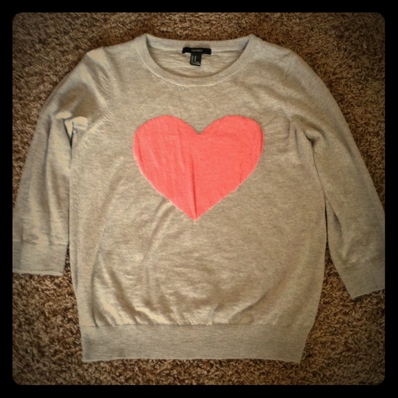 Light Gray Sweater w/heart