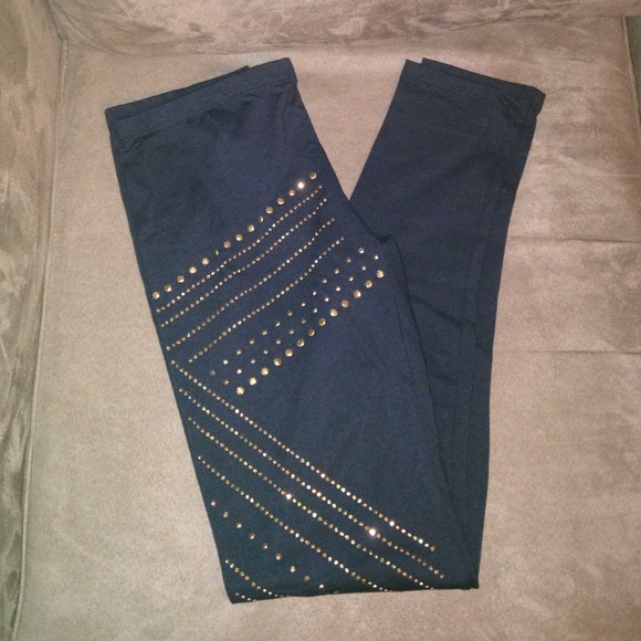 ✨✨Bedazzled Leggings✨✨