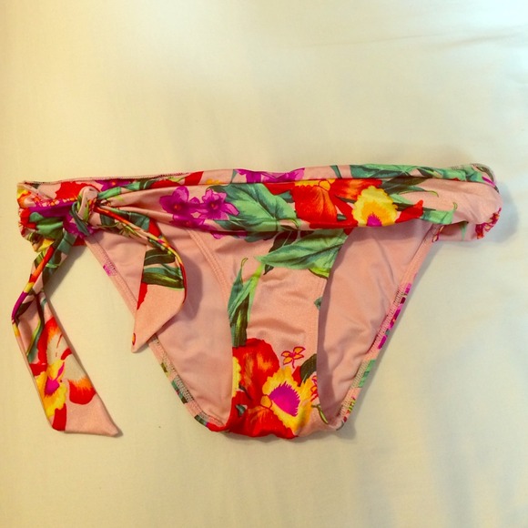 🚫SOLD🚫Victoria Secret Pink Tropical Bikini
