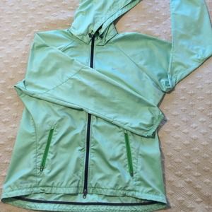 Nike women's xl wind/rain jacket light weight.