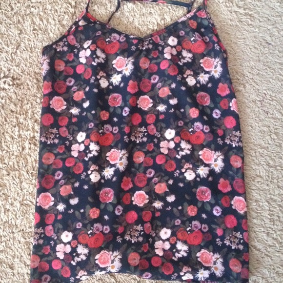 H&M Tops - H&M Top H&M Tops - H&M Top