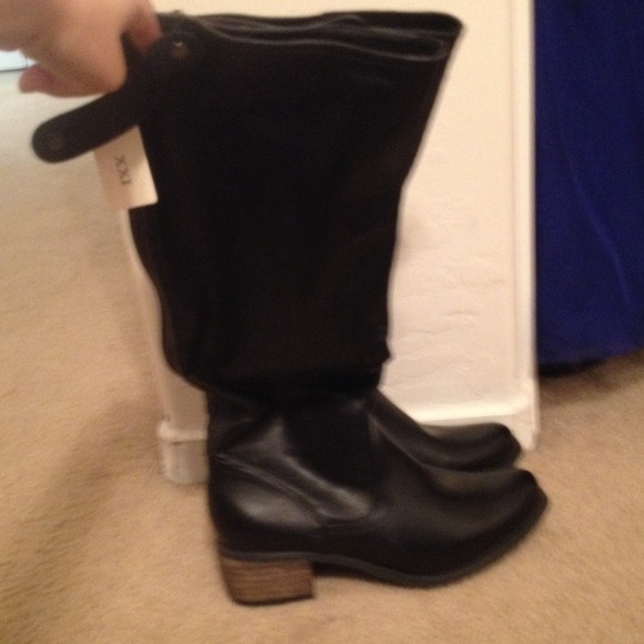 Black boots