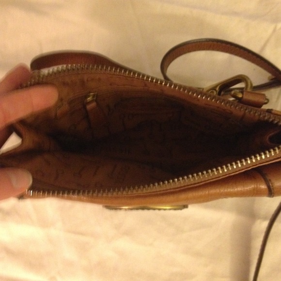 🚫SOLD in bundle🚫Fossil Vintage Re-Issue handbag! - Picture 4 of 4