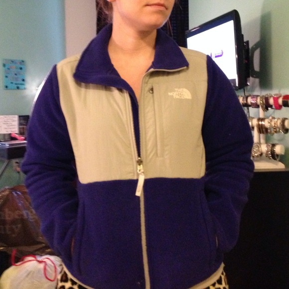 SOLD - Picture 3 of 4