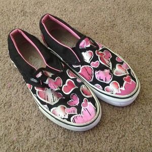 💗💕💞💓Hearts Vans! Size 6 women's