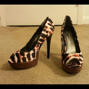 *BRAND NEW* Heels *NWOT*