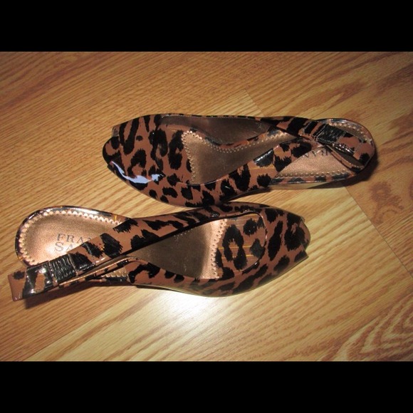 SOLD🚫 - Picture 2 of 2