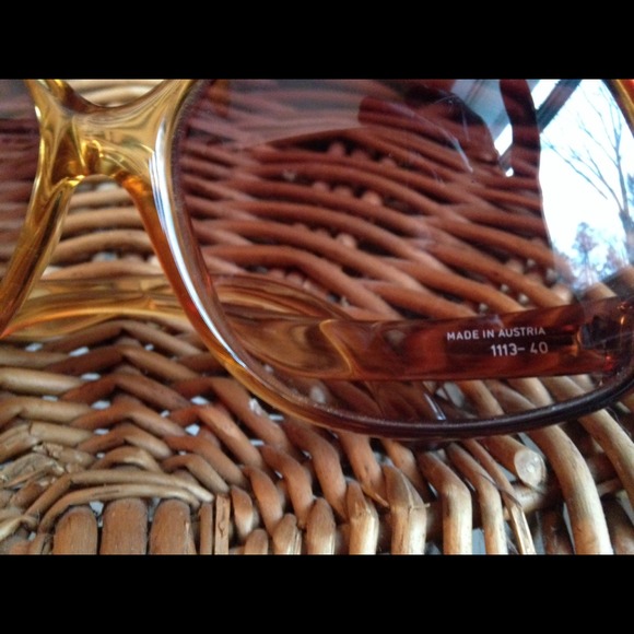 Vintage sunglasses carrera brand ⁉️ - Picture 2 of 3