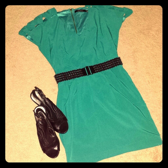 **Gorgeous teal dress size S