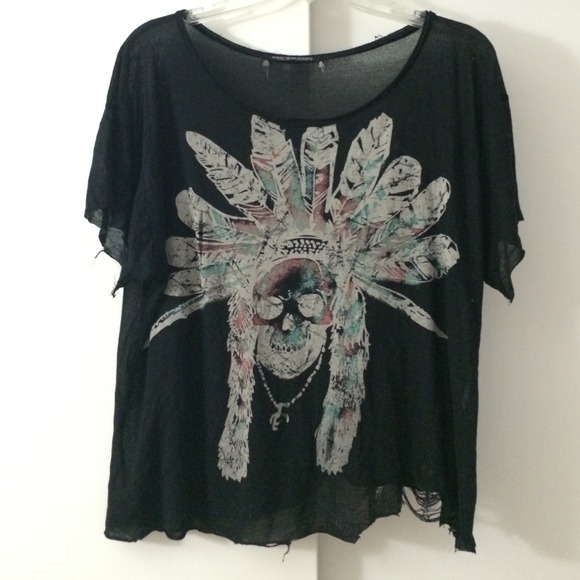 💕RESERVED💕 Skull Shirt