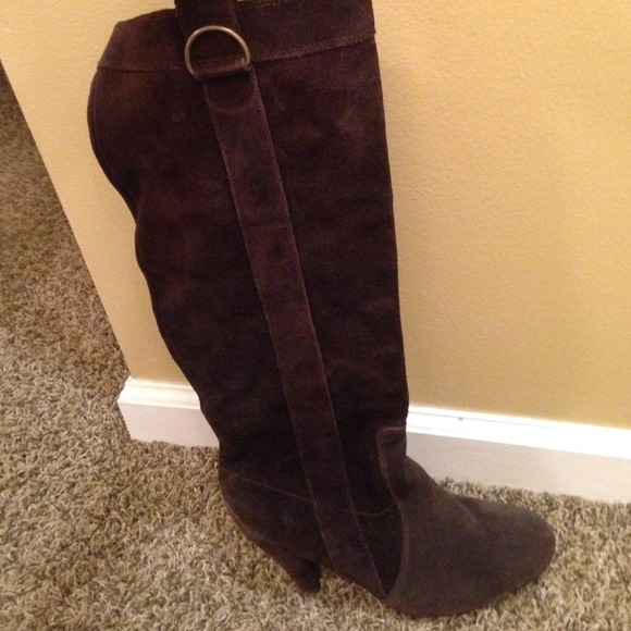 High knee boots