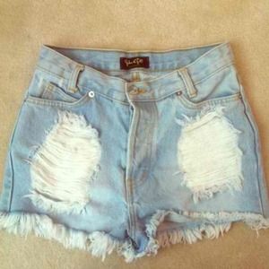🌺Brandy Melville High Waisted Shorts🌺