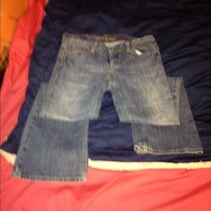 AMERICAN EAGLE JEANS
