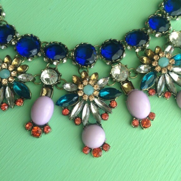❌SOLD❌ Jewel Colorful Statement Necklace - Picture 2 of 2