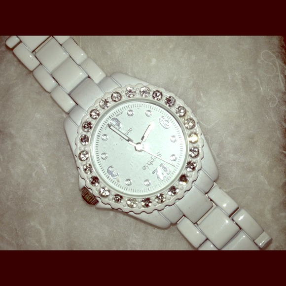 White ceramic watch