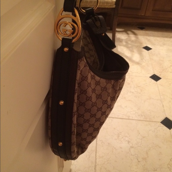Authentic Gucci Handbag - Picture 2 of 4