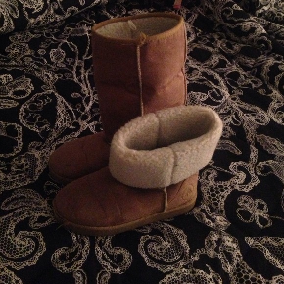 AirWalk Boots! Size 7.5