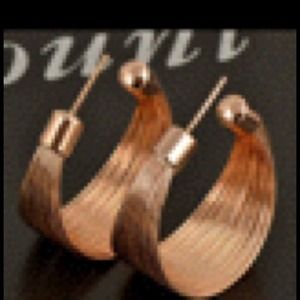 Elegant 9k rose gold filled hoop earrings