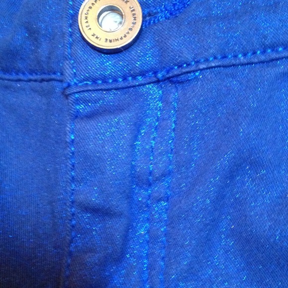 Bright blue jeans - Picture 2 of 4