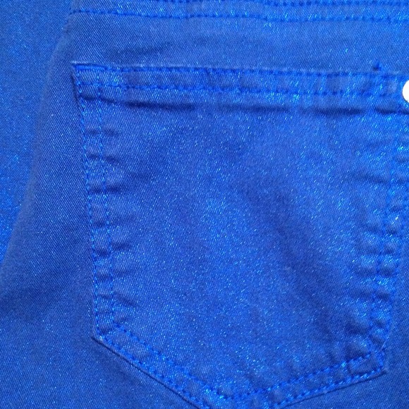 Bright blue jeans - Picture 4 of 4