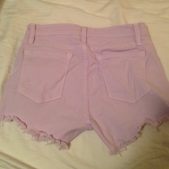 Shorts from Blue Sky - Picture 2 of 2