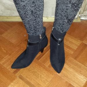 Etienne Aigner boots