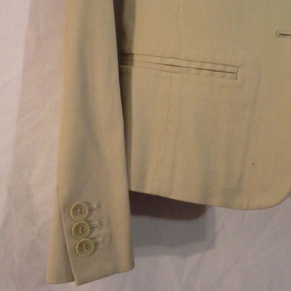 Perfect Beige Textured Kenneth Cole 3Button Jacket - Picture 4 of 4