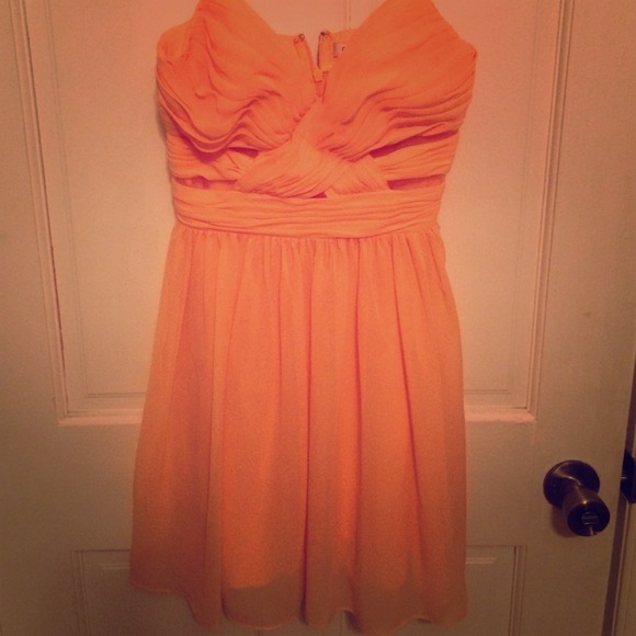 Dress - Picture 2 of 2