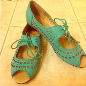 Light Blue, Size 7 Restricted SUMMER sandals.