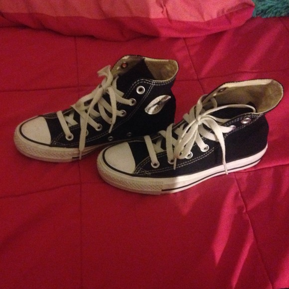 Black and white, high top converse. - Picture 2 of 4