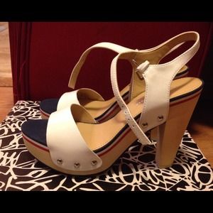 Tommy Hilfiger shoes