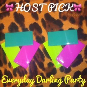 💜💚Ear Candy💜💚