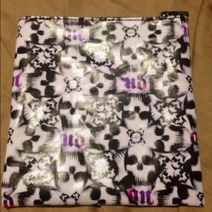 Urban decay makeup bag