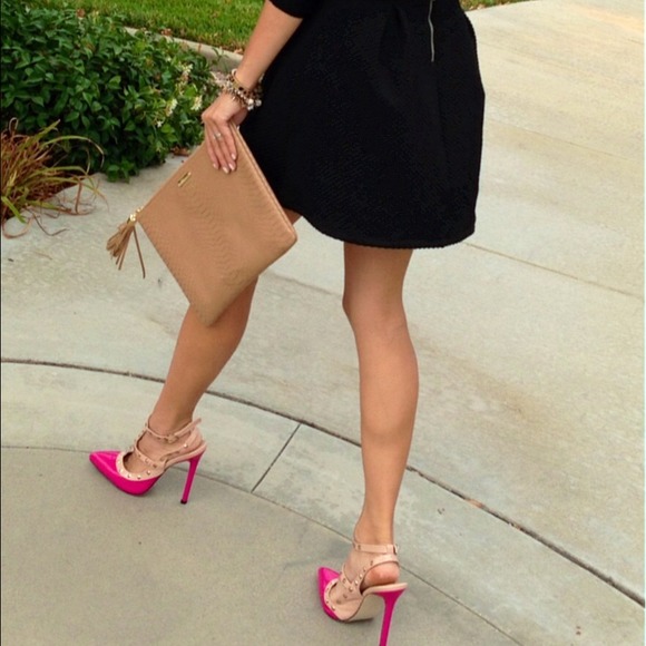 ⚠️RESERVED⚠️Pink Rockstud Lookalikes