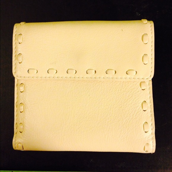 Michael Kors Wallet - Picture 2 of 4