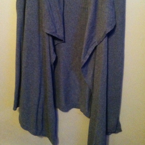 Charcoal gray cascading cardigan! - Picture 4 of 4