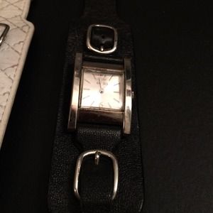 GUESS wristwatch w/ extra band