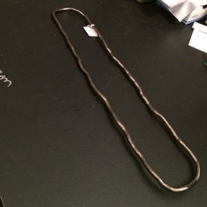 Flexible necklace/bracelet