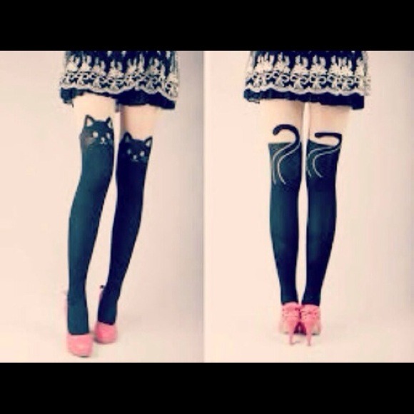 🚫SOLD OUT🚫Gorgeous Black Cat Tights - Picture 2 of 3