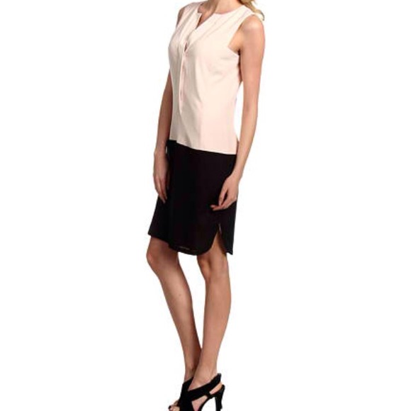 ❤️HOST PICK❤️NWT Vince Camuto tunic sheath! - Picture 2 of 4