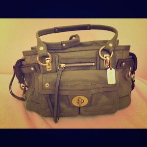 PRICE DROP 👇👇♦️Coach Vintage Leather Lindsay