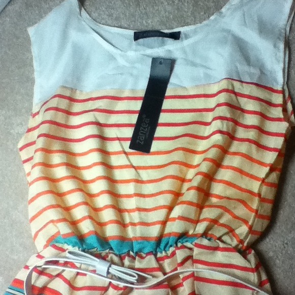 ❌💕SOLD💕❌  NWT Chiffon Color Block Dress - Picture 3 of 4