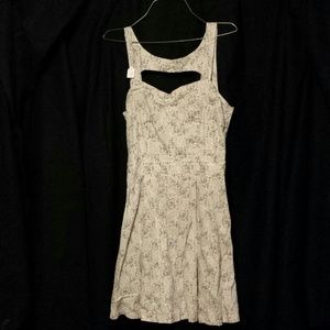 BLACK POPPY FLORAL DRESS WITH BACK CUTOUT