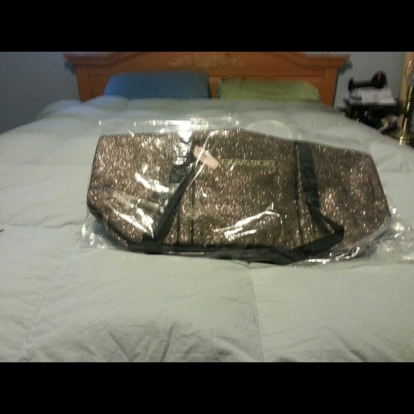 Victoria secret s tot. Bag