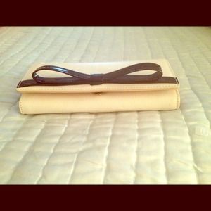 Kate Spade Bow Wallet